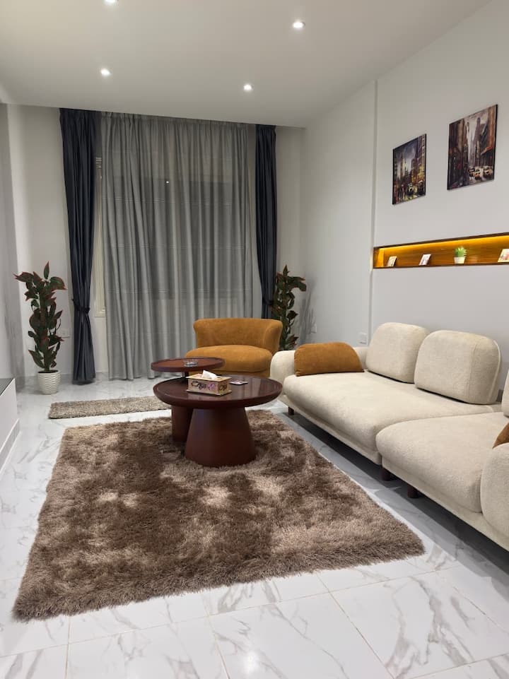1BR Apartment in Downtown Cairo Qasr El Nil B607
