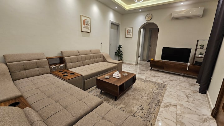 2BR Apartment in Downtown Cairo Qasr El Nil G504